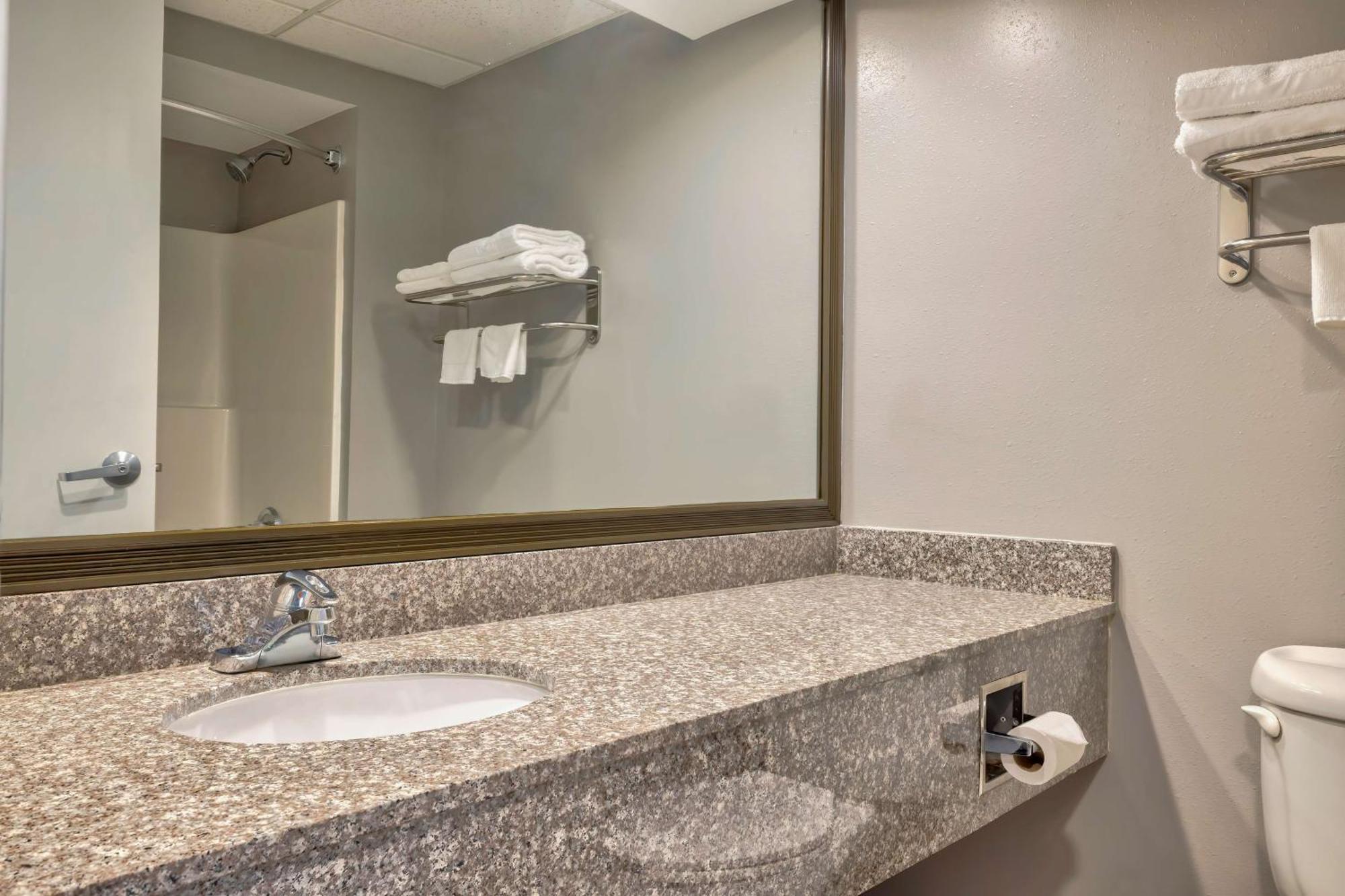 Motel 6 Bethel, Ct - Danbury Bagian luar foto