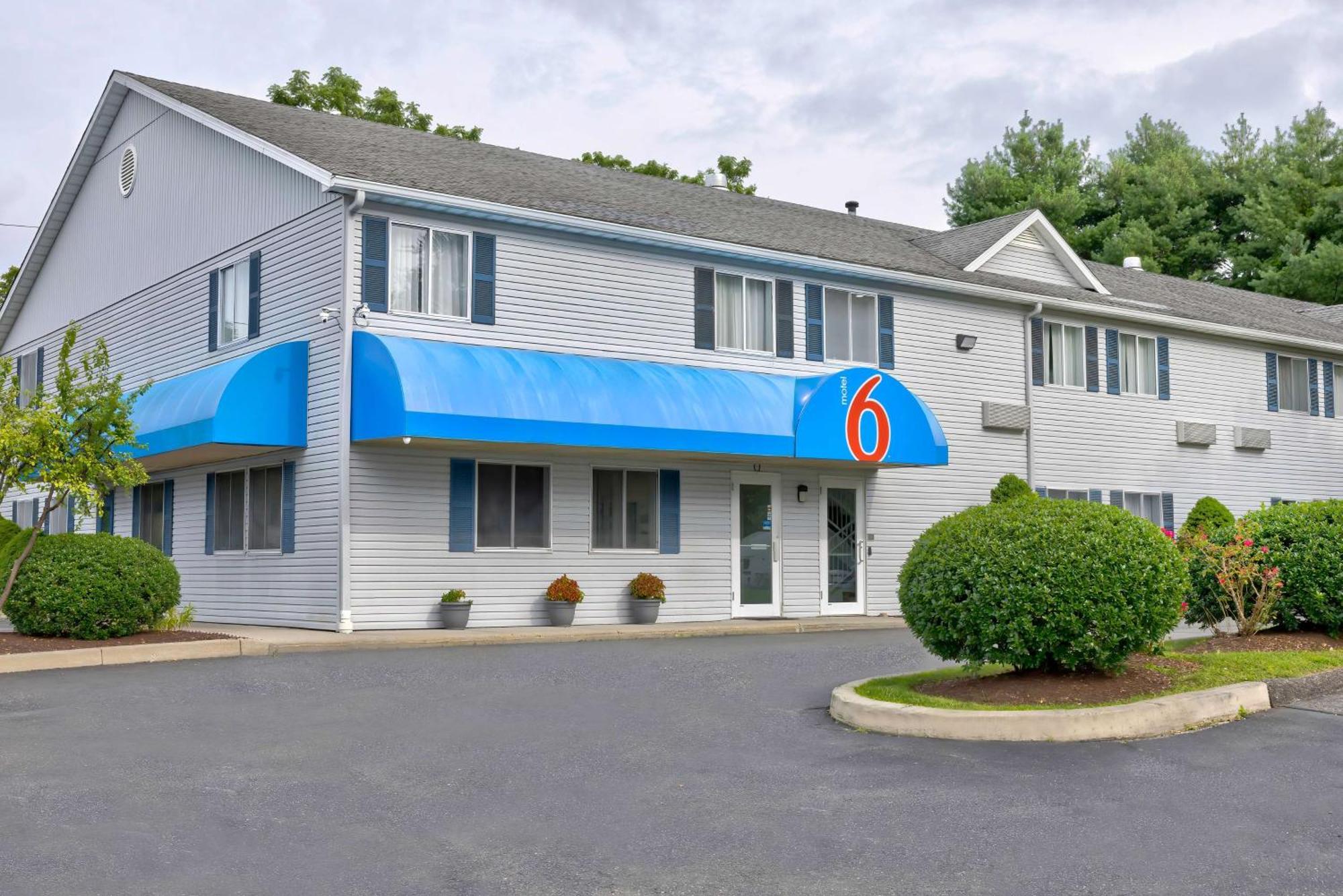 Motel 6 Bethel, Ct - Danbury Bagian luar foto